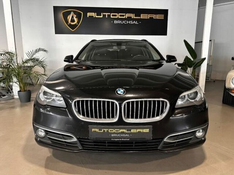 Schwarz Gebraucht 2016 BMW 520 Luxury Line Kombi | 14.900 € (Fairer Preis) - Bild 1/4