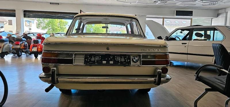 Gebraucht BMW 2000 100 PS (73 kW) 1967 Weiß Limousine
