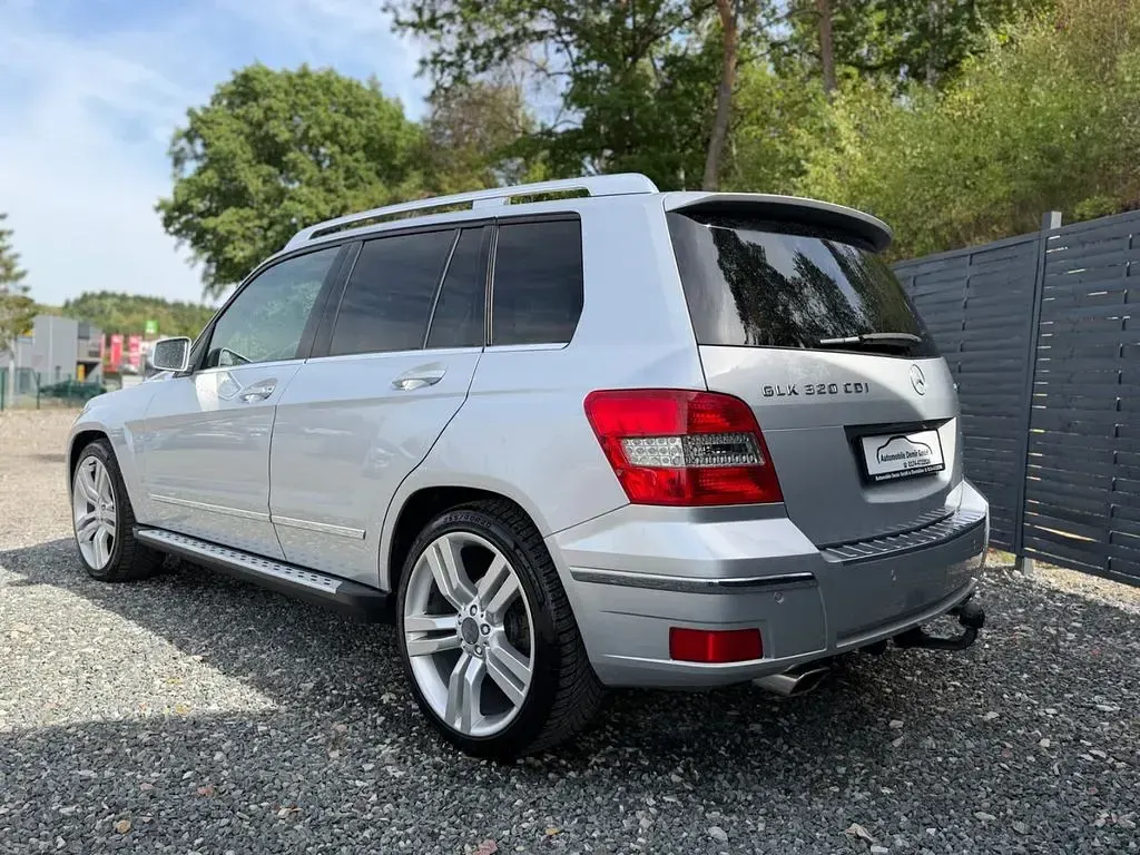 Gebraucht Mercedes GLK320 224 PS (164 kW) 2009 Silber SUV