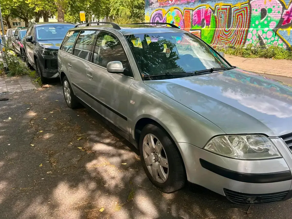 Gebraucht VW Passat Trendline 150 PS (110 kW) 2003 Silber Kombi