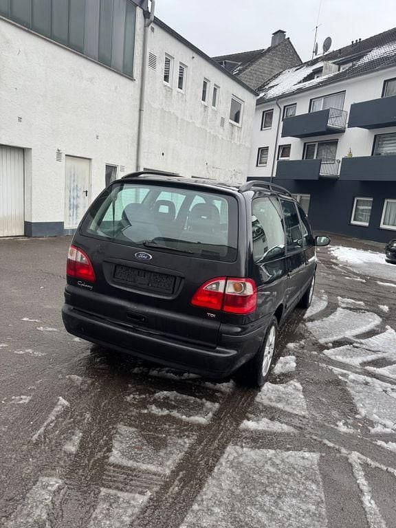 Gebraucht Ford Galaxy Ghia 131 PS (96 kW) 2004 Schwarz Van / Kleinbus