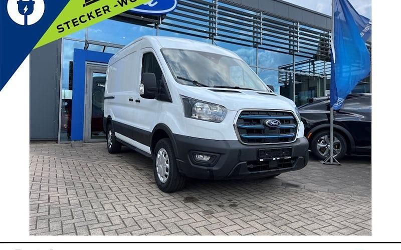 Frozen white Gebraucht 2022 Ford E-Transit Trend Van | 52.590 € - Bild 1/4