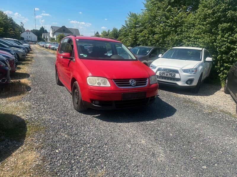 Rot Gebraucht 2004 VW Touran Trendline Van / Kleinbus | 1.199 € (Superpreis) - Bild 1/4