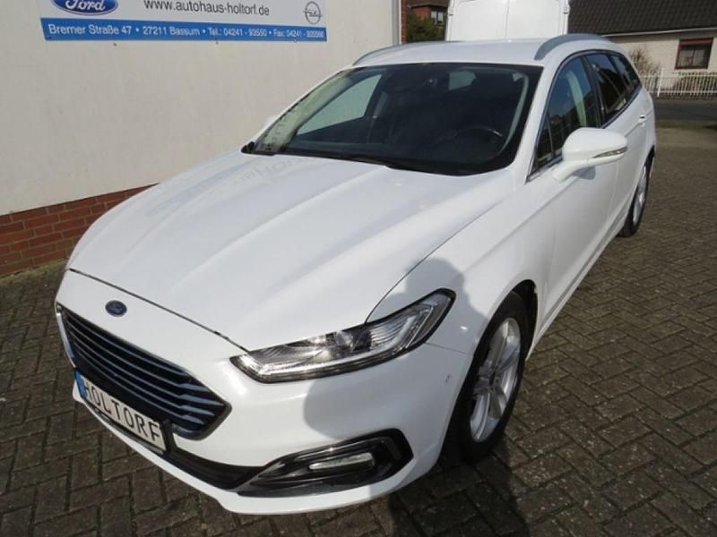 Gebraucht Ford Mondeo Titanium 190 PS (139 kW) 2019 Frozen white Kombi
