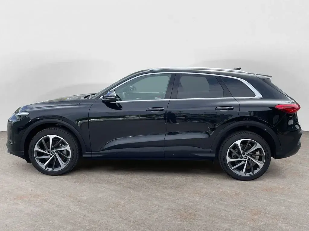 Gebraucht Audi Q5 Sport 204 PS (150 kW) 2025 Schwarz SUV