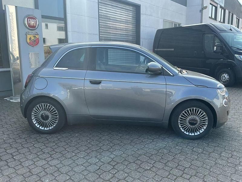 Gebraucht Fiat 500e 86 kW (118 PS) 2023 Grau Limousine