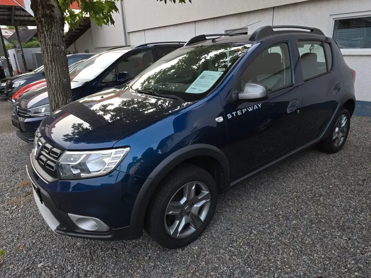 Gebraucht Dacia Sandero Essentiel 90 PS (66 kW) 2019 Blau SUV