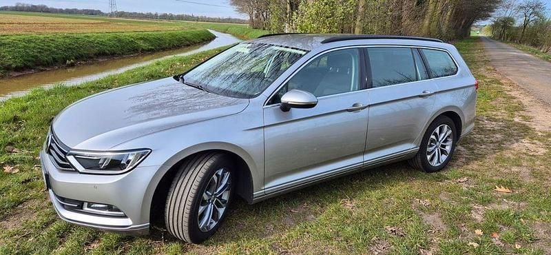 Second-hand VW Passat 150 CP (110 kW) 2015 Argintiu Break