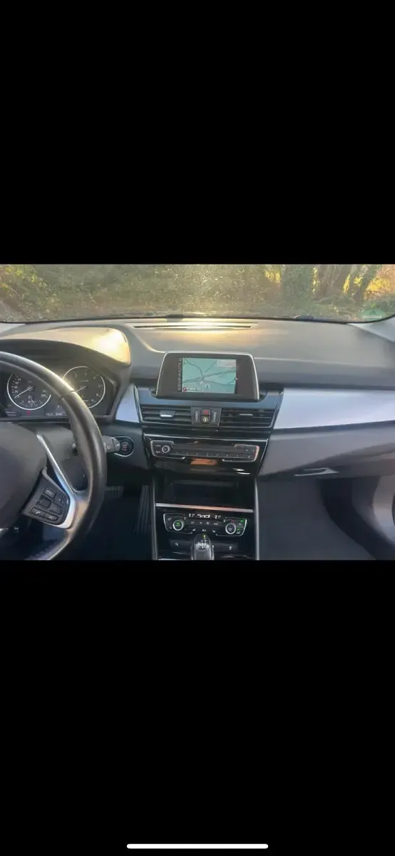 Gebraucht BMW 218 Active Tourer 150 PS (110 kW) 2015 Grau Van / Kleinbus