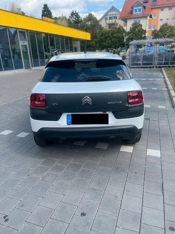 Gebraucht Citroën C4 Cactus Shine 99 PS (72 kW) 2015 Weiß Kleinwagen