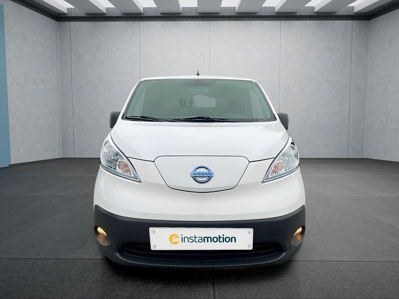 Gebraucht Nissan e-NV200 80 kW (109 PS) 2020 Weiß Van / Kleinbus