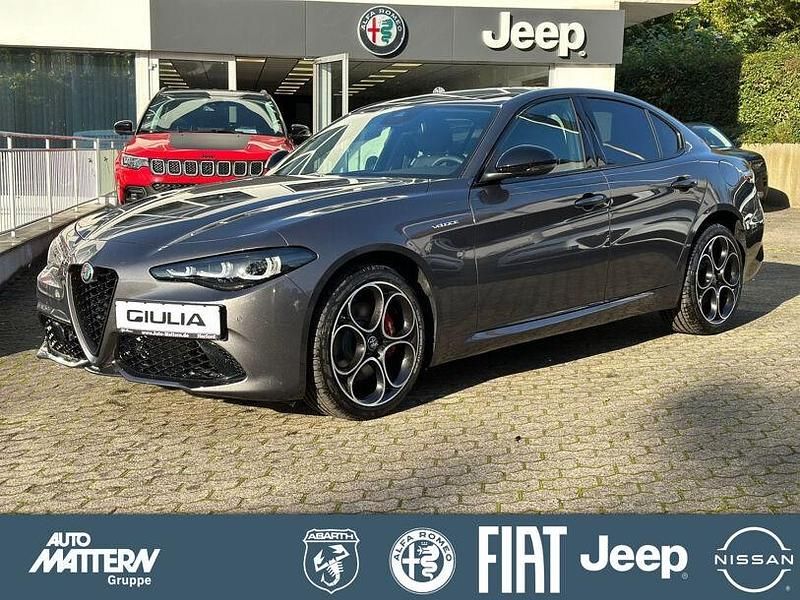 Colore esterno (grigio vesuvio Gebraucht 2023 Alfa Romeo Giulia Veloce Limousine | 42.989 € (Teuer) - Bild 1/4