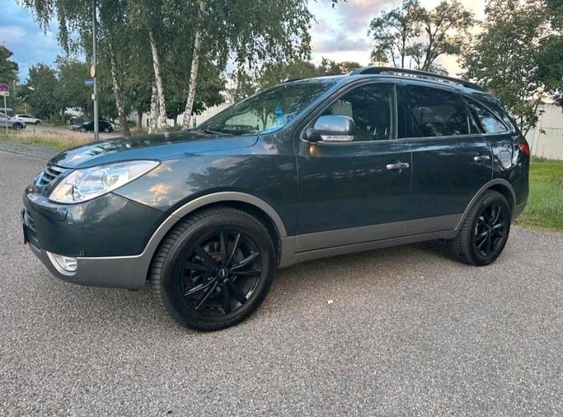 Grün Gebraucht 2011 Hyundai Veracruz SUV | 9.000 € - Bild 1/4