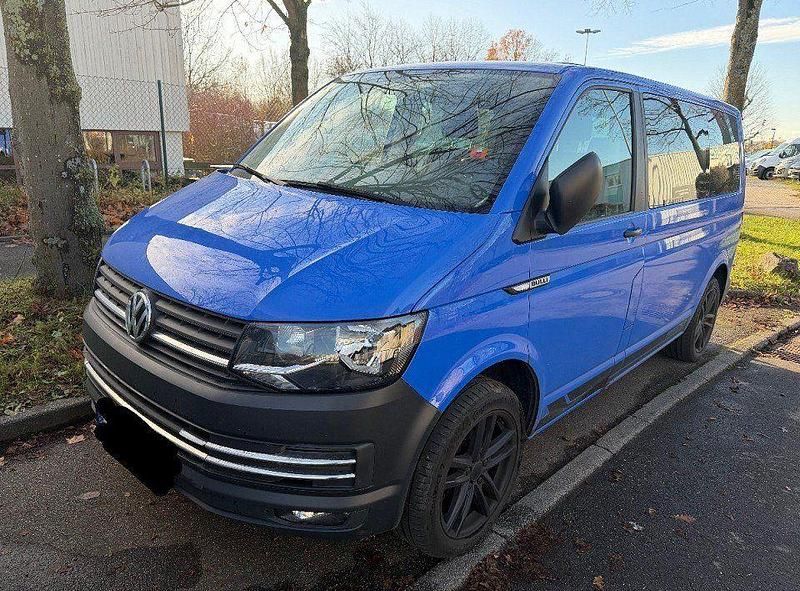 Blau Gebraucht 2017 VW Multivan Freestyle Van | 32.900 € (Superpreis) - Bild 1/4