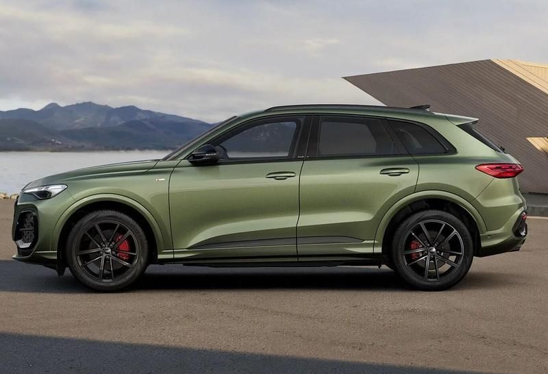Neu Audi Q5 Ambiente 204 PS (150 kW) 2026 Distriktgrün metallic SUV