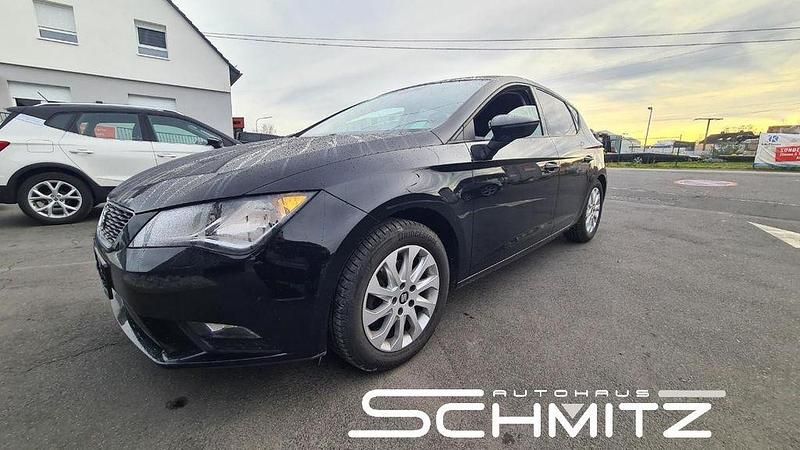 Schwarz Gebraucht 2016 Seat Leon Style Limousine | 10.650 € (Guter Preis) - Bild 1/4