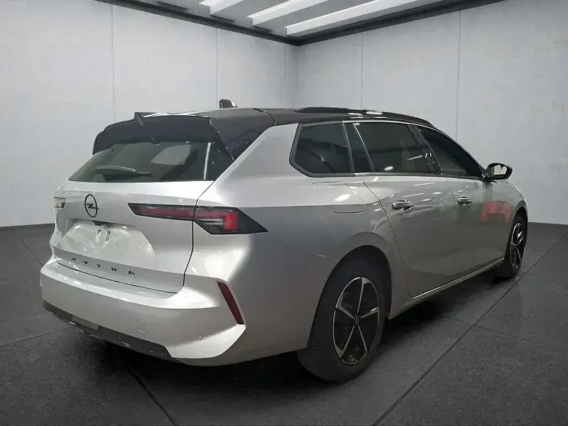 Gebraucht Opel Astra 131 PS (96 kW) 2025 Grau Kleinwagen
