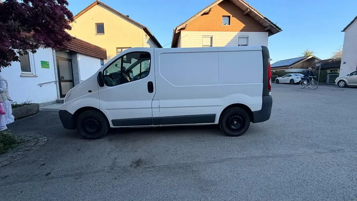 Brugt Opel Vivaro 90 HK (66 kW) 2008 Hvid MPV