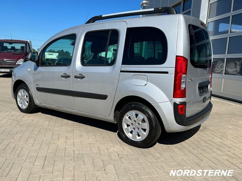 Gebraucht Mercedes Citan 109 90 PS (66 kW) 2012 Brillantsilber Kombi