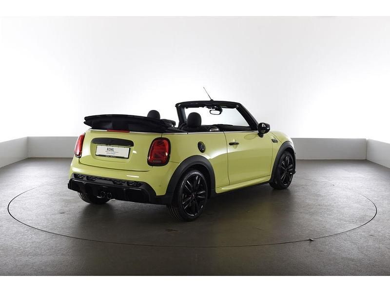 Gebraucht Mini Cooper S Cabriolet 192 PS (141 kW) 2023 Gelb Cabrio