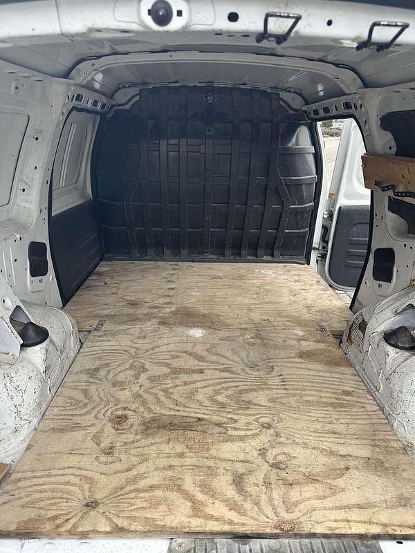 Second-hand Dacia Logan 75 CP (55 kW) 2011 Van