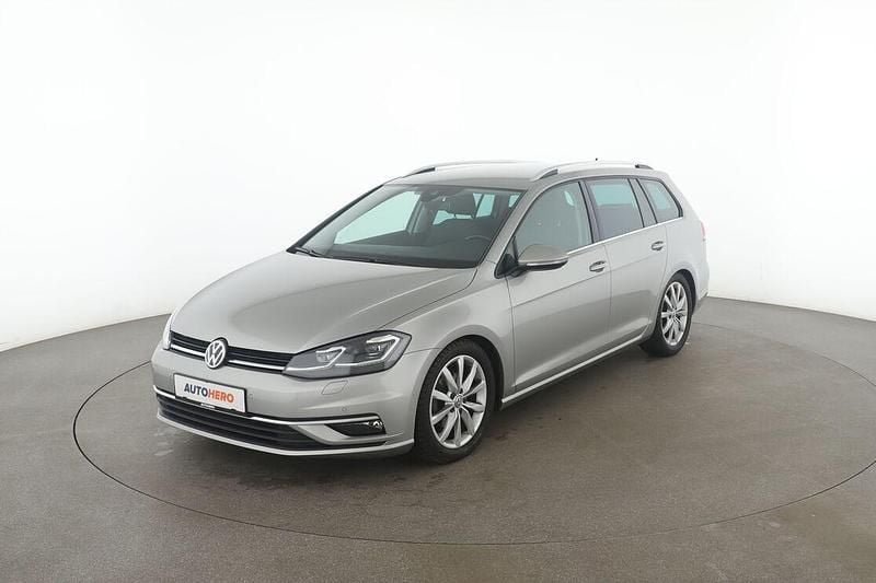 Grau Gebraucht 2018 VW Golf VII Highline Kombi | 16.340 € (Fairer Preis) - Bild 1/3