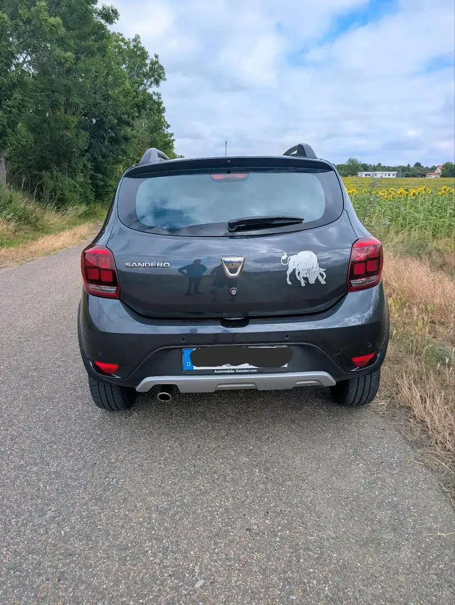 Gebraucht Dacia Sandero Stepway 90 PS (66 kW) 2020 Grau SUV