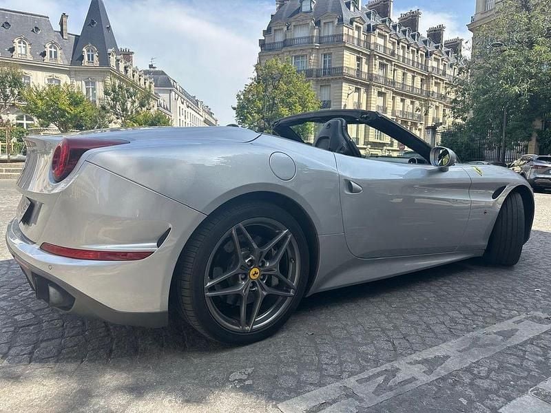 Gebraucht Ferrari California 560 PS (411 kW) 2016 Silber Cabrio