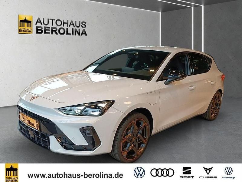Neu Cupra Leon VZ 272 PS (200 kW) 2026 Glacial weiß metallic Limousine