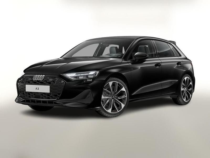 Weiss Neu 2024 Audi A3 Sportback Ambiente Limousine | 25.988 € - Bild 1/3