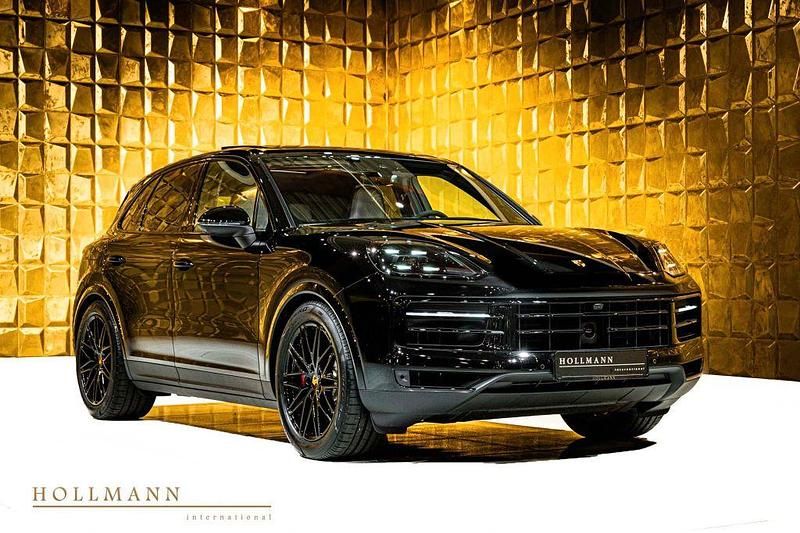 Schwarz Neu 2025 Porsche Cayenne SUV | 166.005 € - Bild 1/4