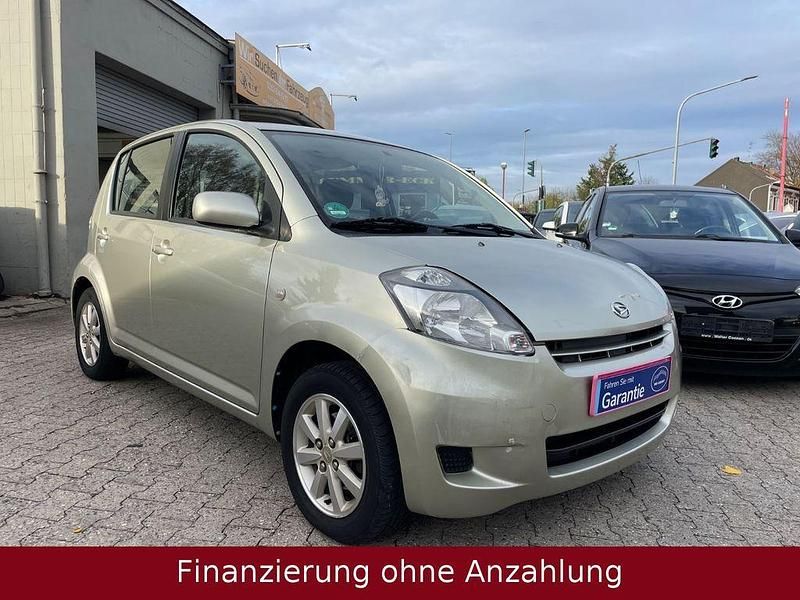 Gebraucht Daihatsu Sirion 91 PS (66 kW) 2011 Gold Kleinwagen