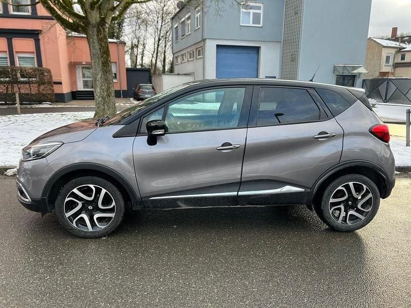 Gebraucht Renault Captur 90 PS (66 kW) 2016 Schwarz SUV