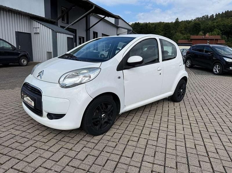 Weiß Gebraucht 2011 Citroën C1 Advance Kleinwagen | 2.499 € (Fairer Preis) - Bild 1/4