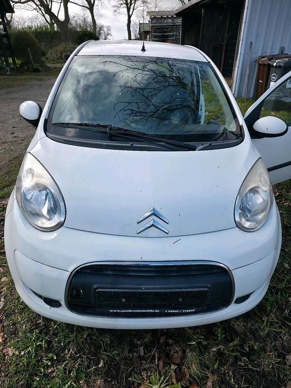 Gebraucht Citroën C1 68 PS (50 kW) 2012 Weiß Kleinwagen