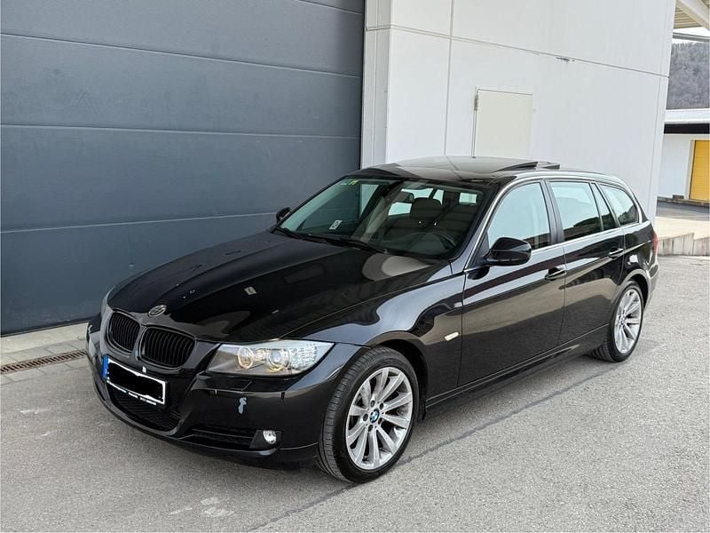 Gebraucht BMW 325 204 PS (150 kW) 2011 Schwarz Kombi