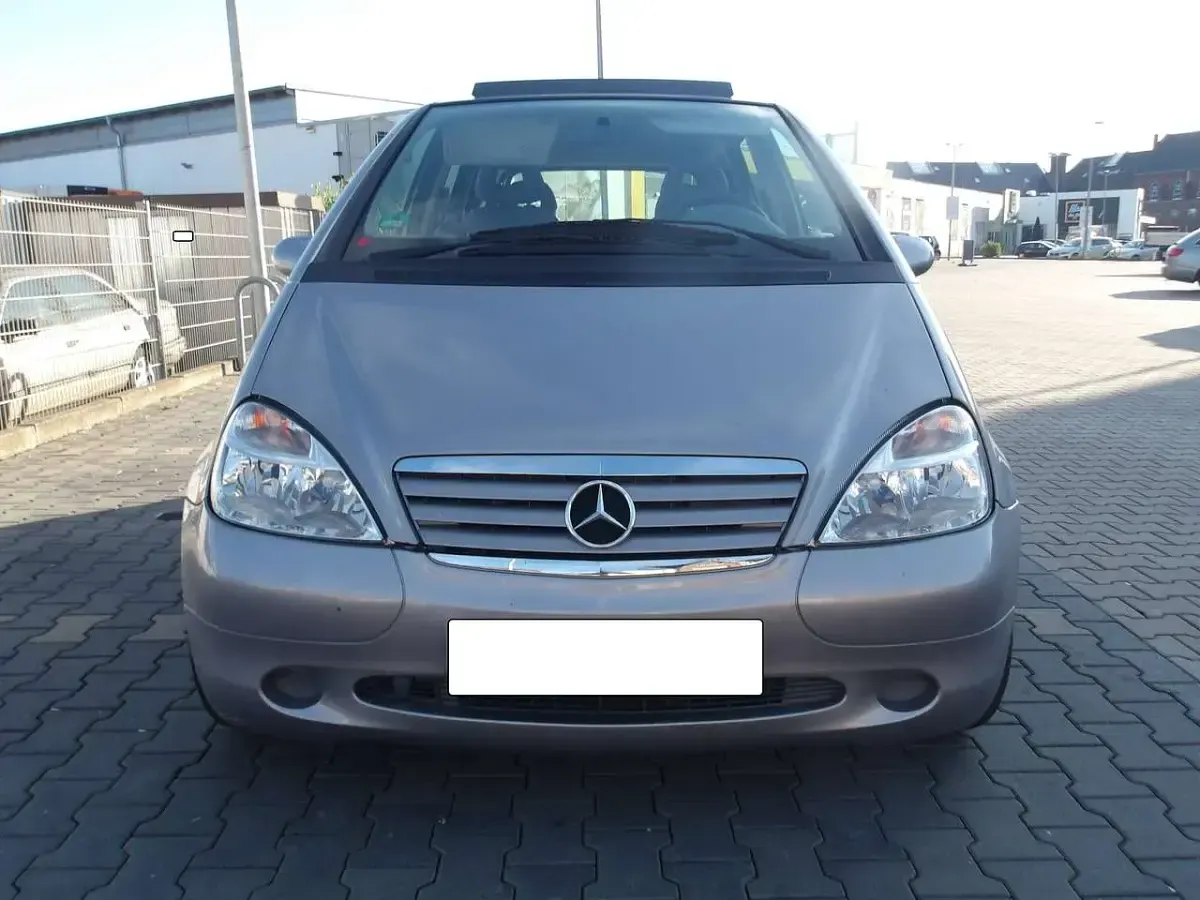 Gebraucht Mercedes A160 Classic 102 PS (75 kW) 1998 Silber Kleinwagen