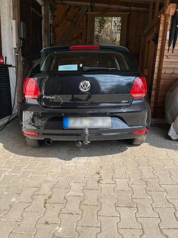 Gebraucht VW Polo 66 PS (48 kW) 2016 Schwarz Limousine