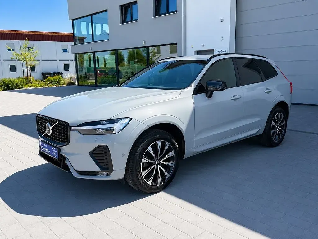 Gebraucht Volvo XC60 Plus 250 PS (183 kW) 2025 Vapour grey SUV