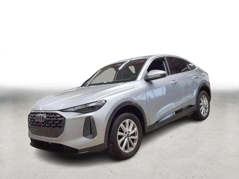 Gebraucht Audi Q5 Sportback 150 PS (110 kW) 2025 Silber SUV