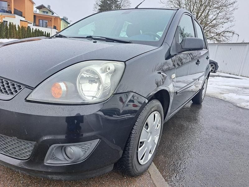 Schwarz Gebraucht 2008 Ford Fiesta Kleinwagen | 1.990 € (Fairer Preis) - Bild 1/4