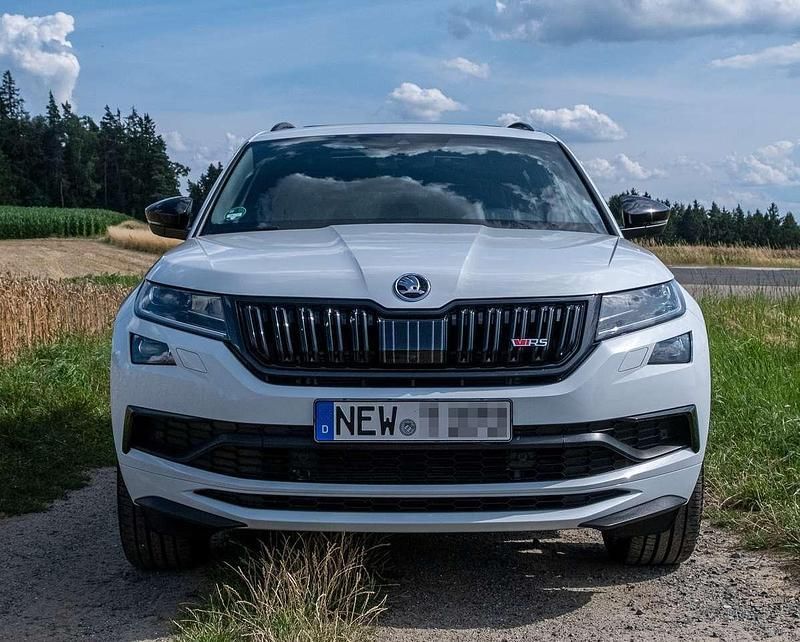 Weiß Gebraucht 2019 Skoda Kodiaq RS SUV | 28.200 € (Guter Preis) - Bild 1/4
