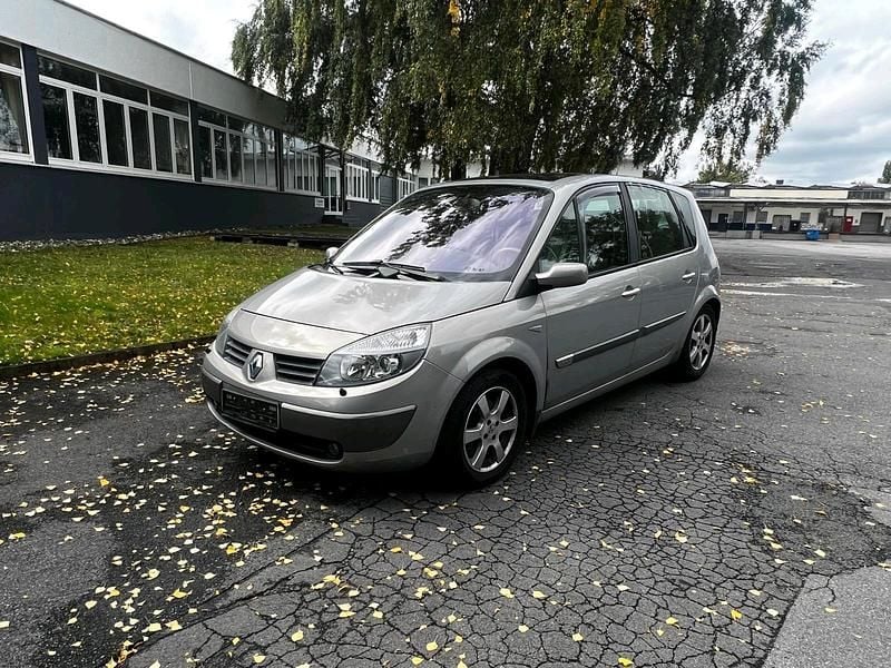 Andere farben Gebraucht 2004 Renault Scénic II Van / Kleinbus | 1.999 € (Guter Preis) - Bild 1/4