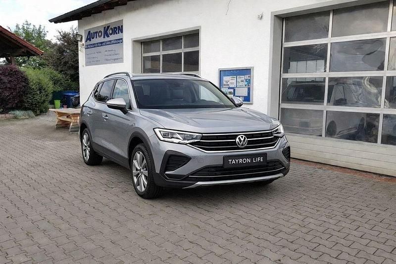 Neu VW Tayron Life 150 PS (110 kW) 2026 Schwarz SUV