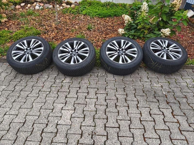 Schwarz Gebraucht 2016 Renault Espace Initiale Paris Van / Kleinbus | 16.000 € (Fairer Preis) - Bild 1/4