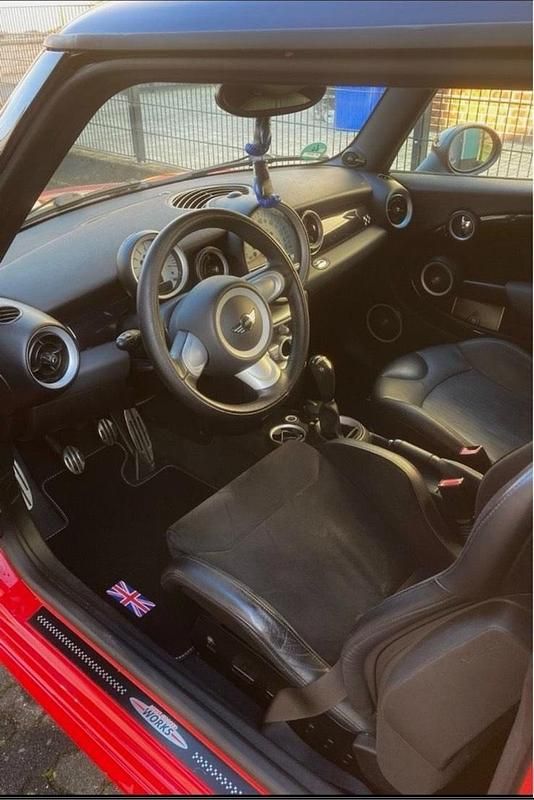 Gebraucht Mini John Cooper Works 211 PS (155 kW) 2010 Rot Kleinwagen
