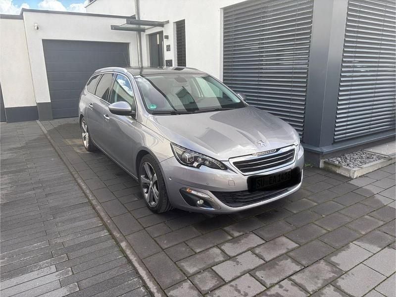 Silber Gebraucht 2014 Peugeot 308 Allure Kombi | 8.990 € (Fairer Preis) - Bild 1/4