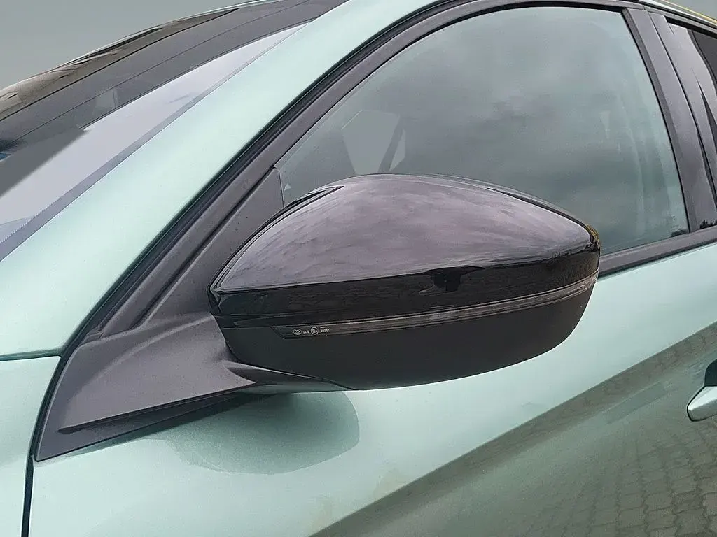 Gebraucht Opel Corsa 101 PS (74 kW) 2025 Grün Kleinwagen