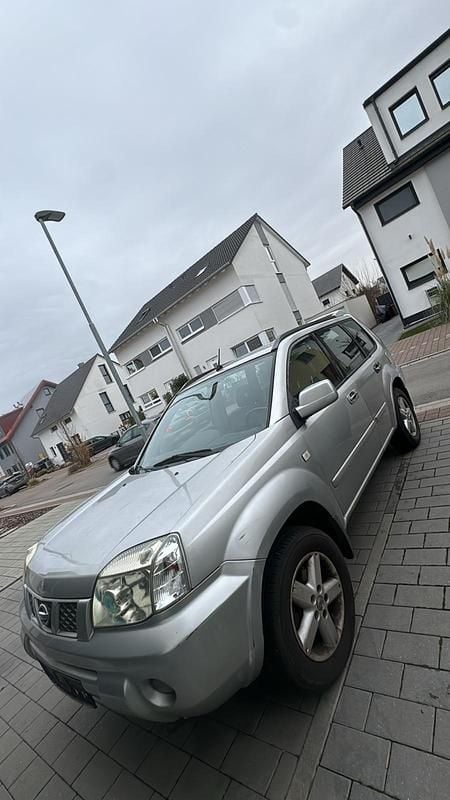 Silber Gebraucht 2004 Nissan X-Trail SUV | 1.550 € (Superpreis) - Bild 1/4
