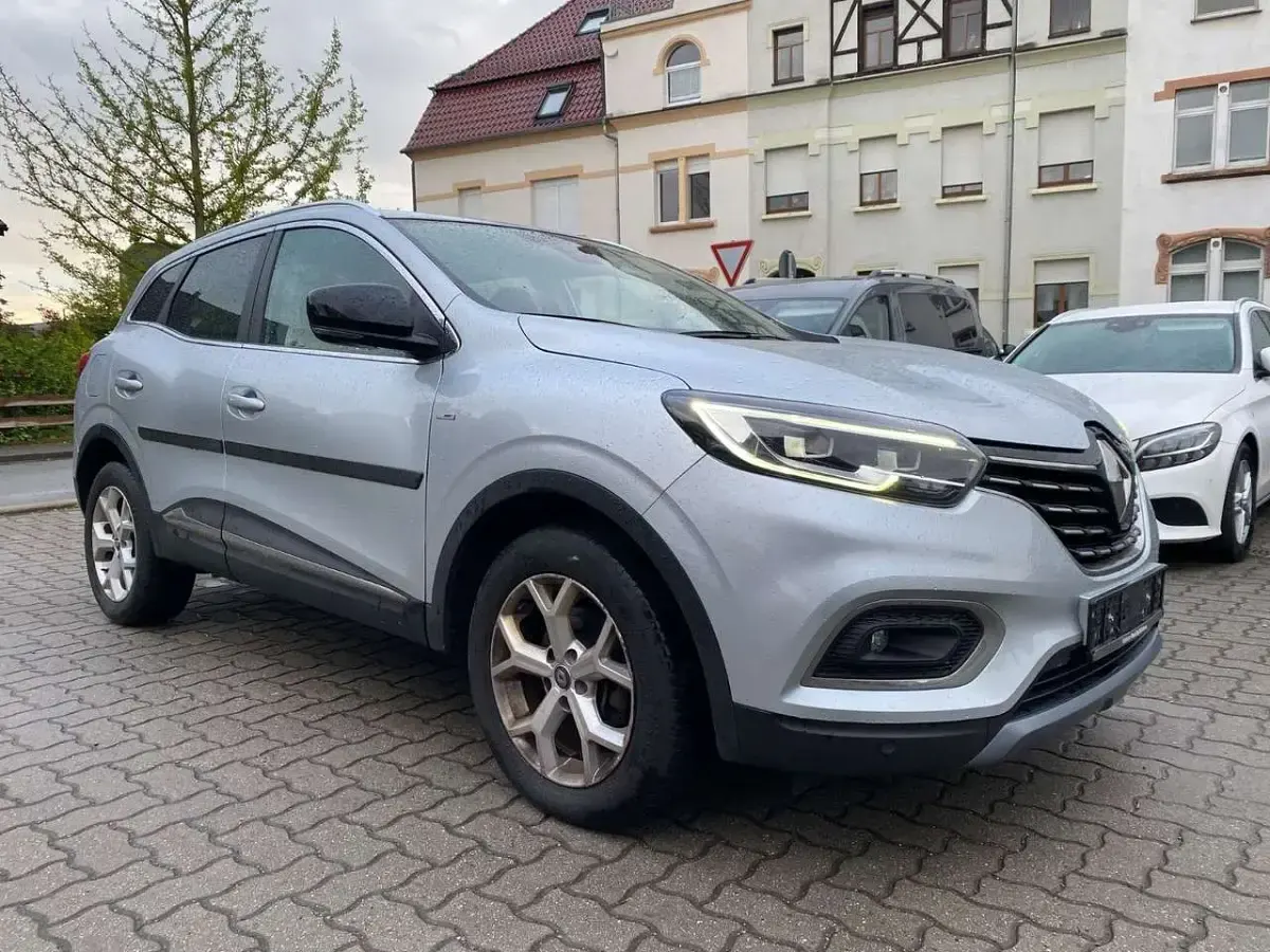 Gebraucht Renault Kadjar Bose Edition 150 PS (110 kW) 2020 Silber SUV